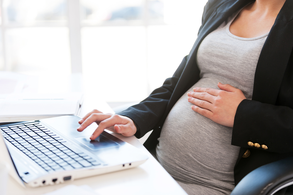 7 Tips to Help You Manage Maternity Leave With Ease