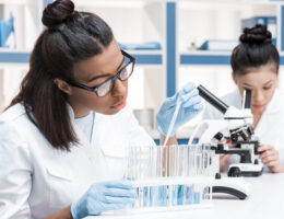 women scientists working